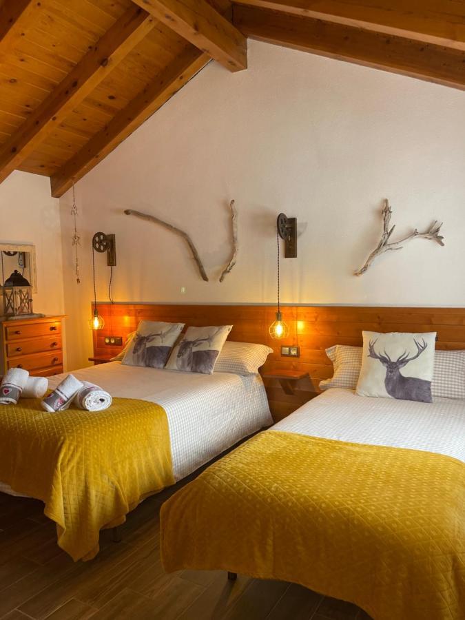 Duplex Alpino Lägenhet Rialp Exteriör bild